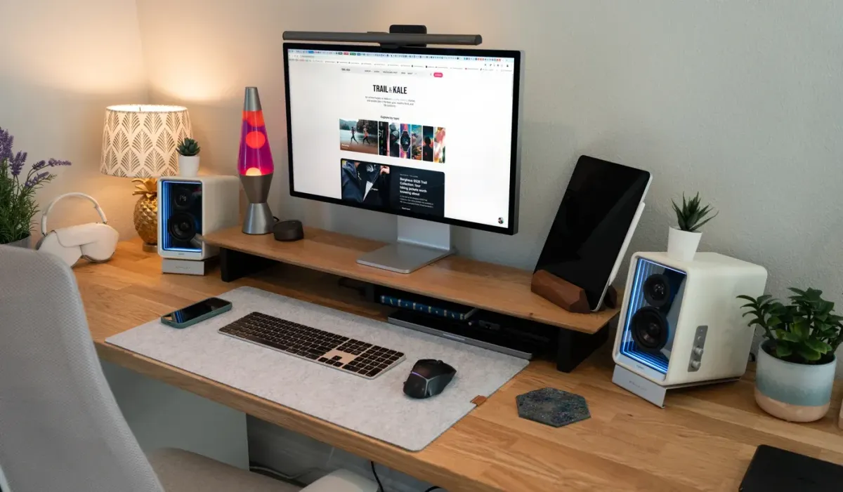 Desk Speakers That Double as Charging Hubs: Edifier QR65 Redefines the Modern Workspace
