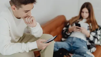 Why Smartphone Prices Are Hitting Record Highs While Sales Plummet