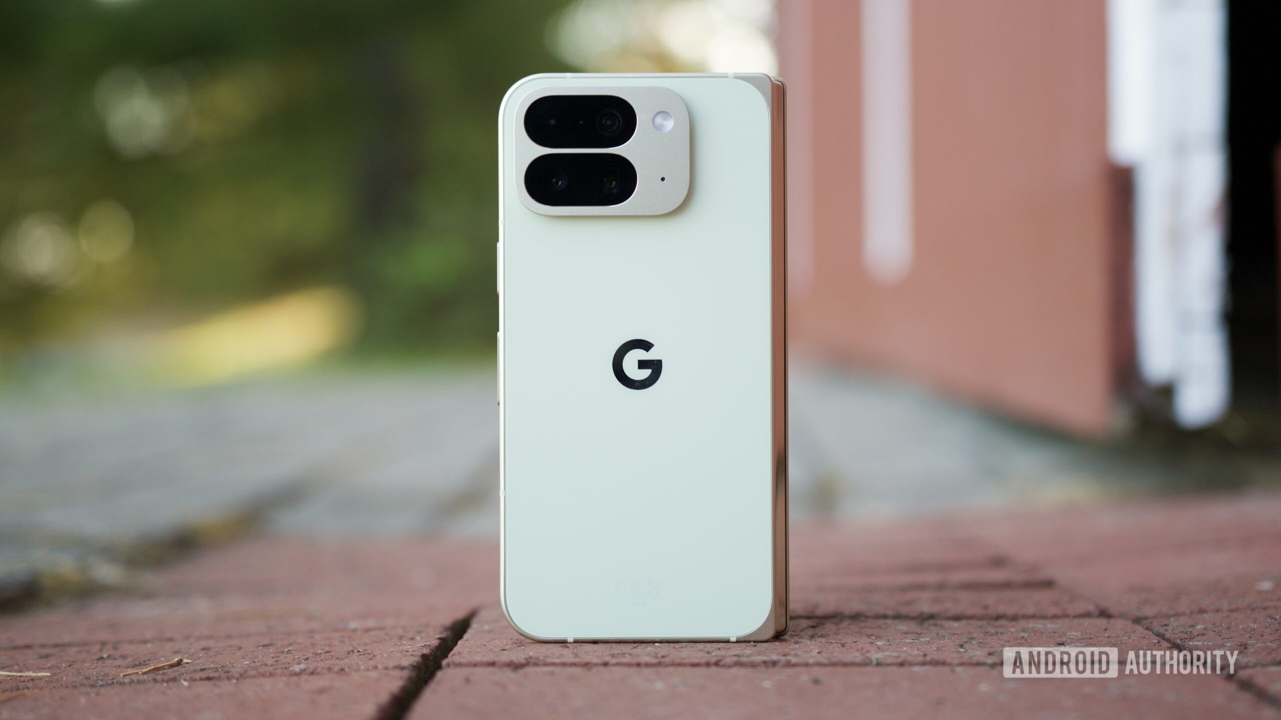 Pixel 10, 10a and Pixel 10 Pro Fold Prime Day Deals Compared
