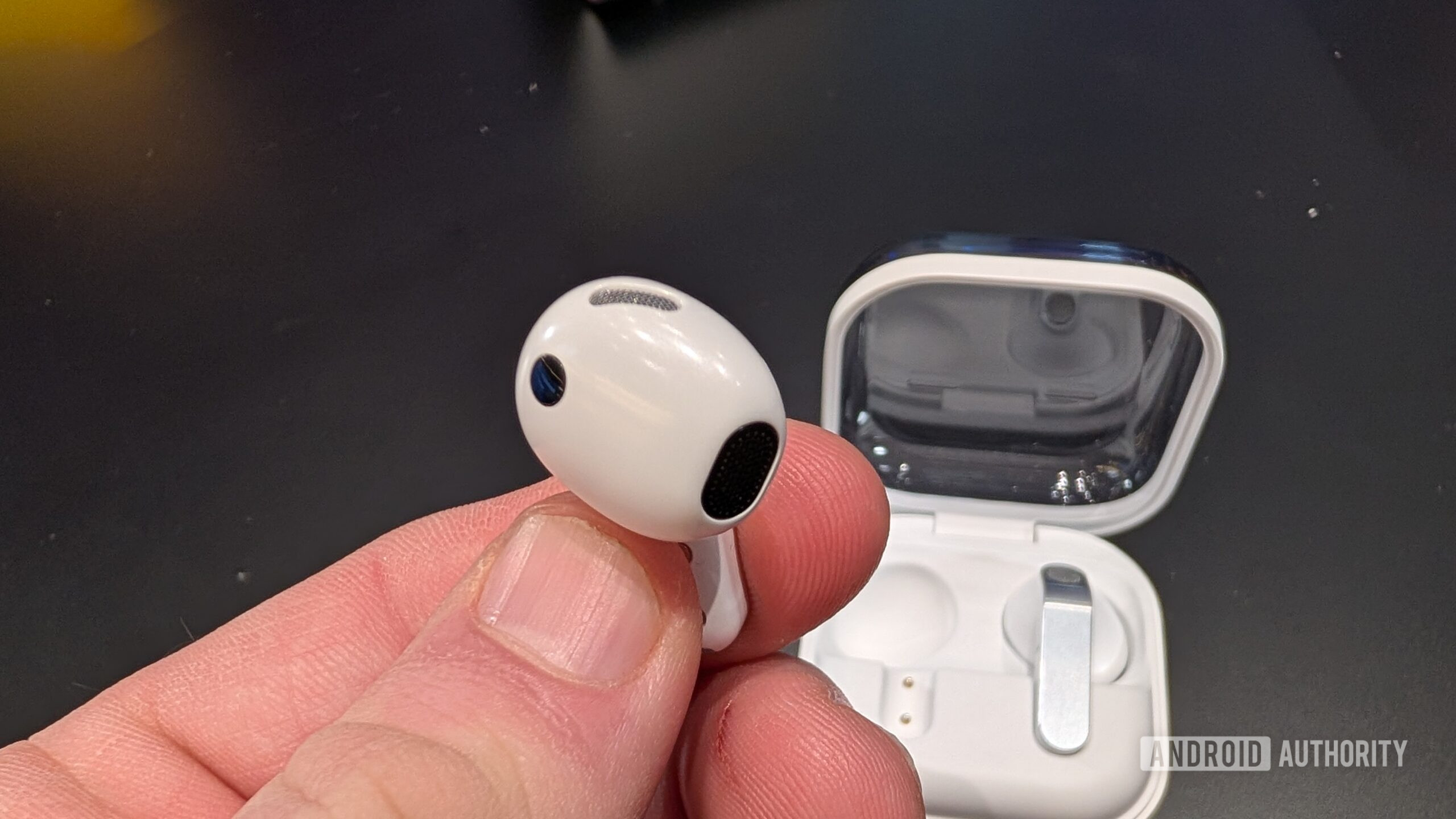 Samsung Galaxy Buds 4 Pro vs Galaxy Buds 4: Prime Day Flagship Earbud Deals Compared