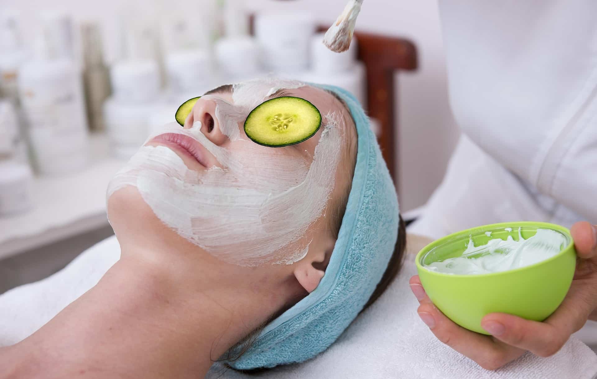 Hydrating Facial Treatments Explained: What Dermatologists Say Works and Who Benefits Most