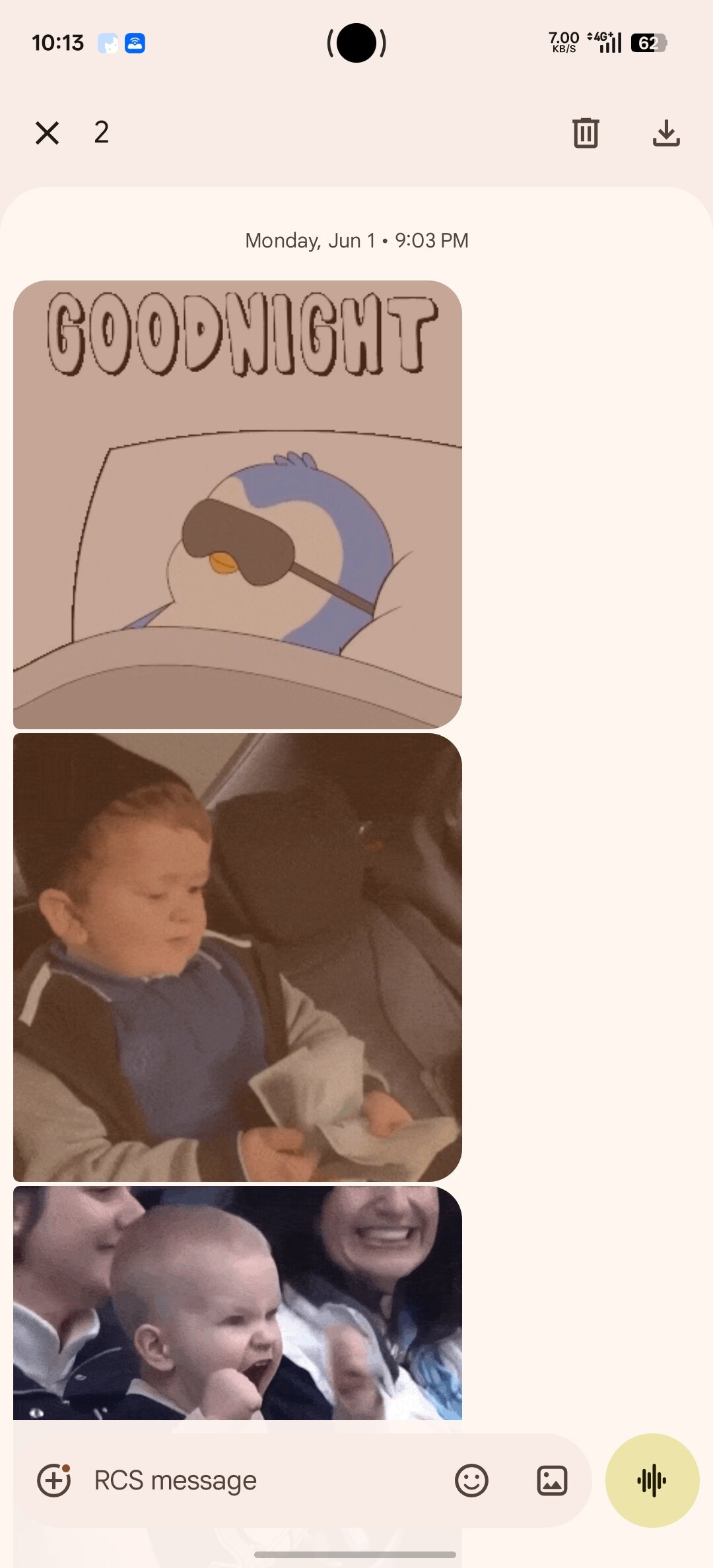 Google Messages Adds Custom Themes, Bulk Forwarding, and In‑App Help Chat