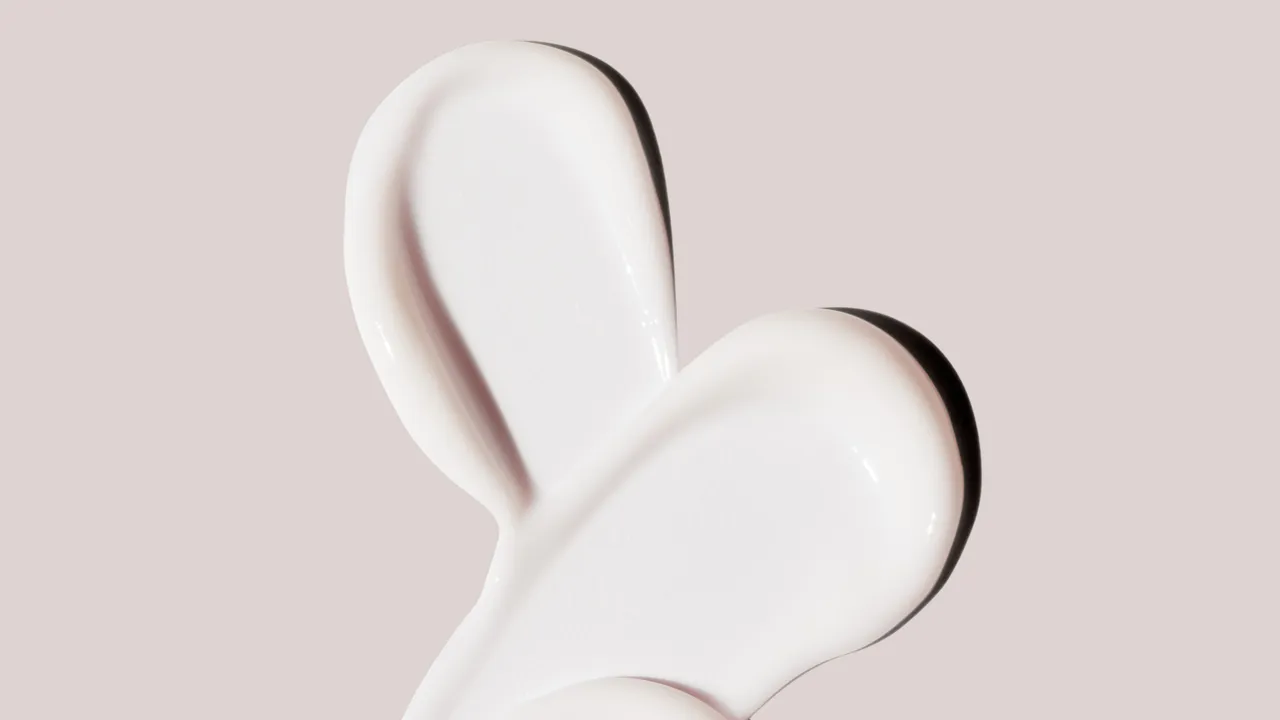 The Moisturizer Application Mistakes Sabotaging Your Skin Hydration