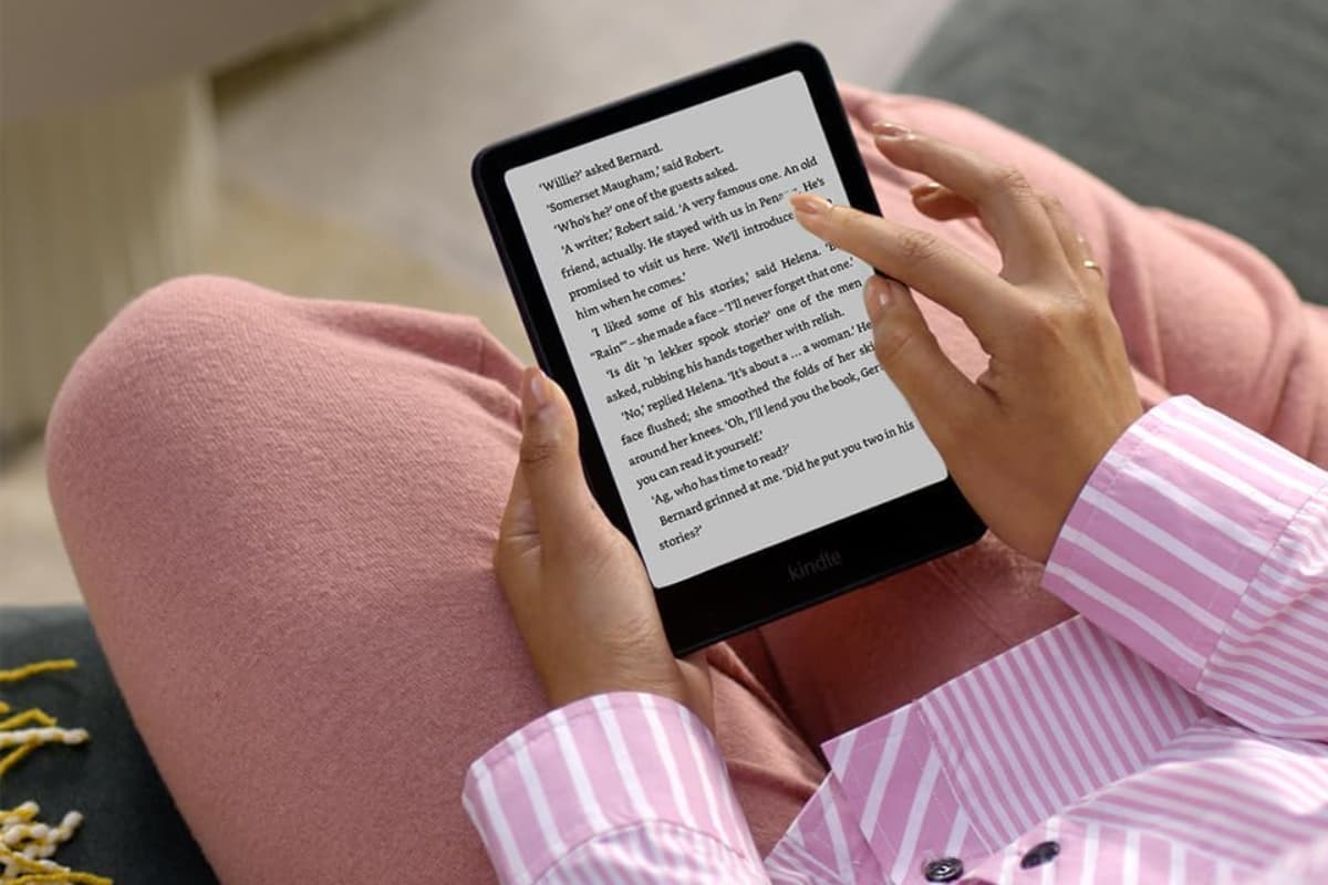 Kindle Paperwhite vs Kindle: Which Prime Day Deal Wins