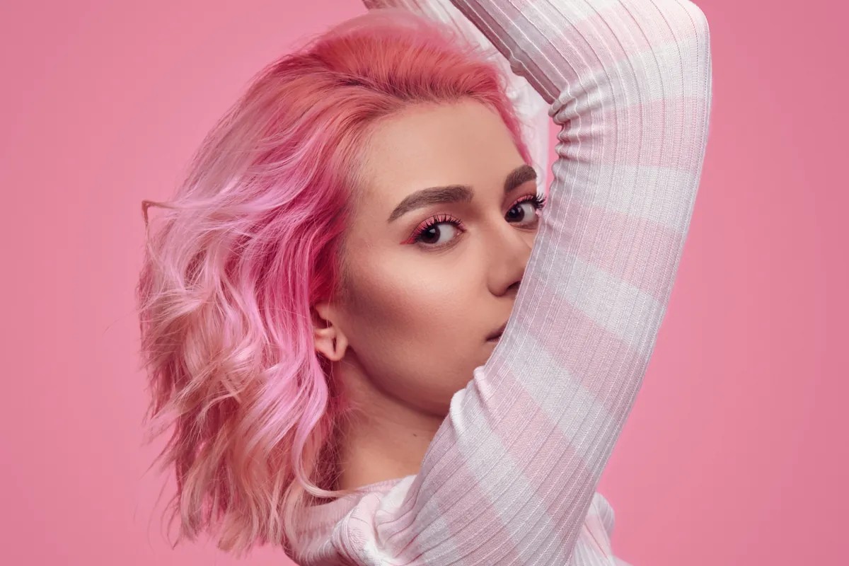 How Glossier’s $45M Credit Facility Backs Colin Walsh’s Turnaround