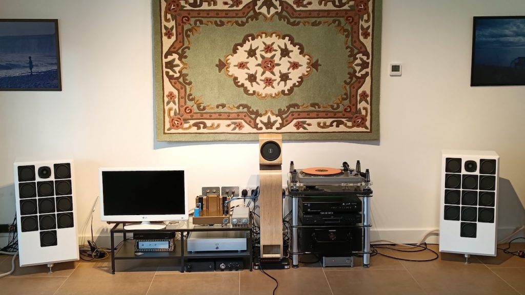 Point-Source vs Arrays: Coaxial and BMR Drivers Reframe Modern Speaker Design