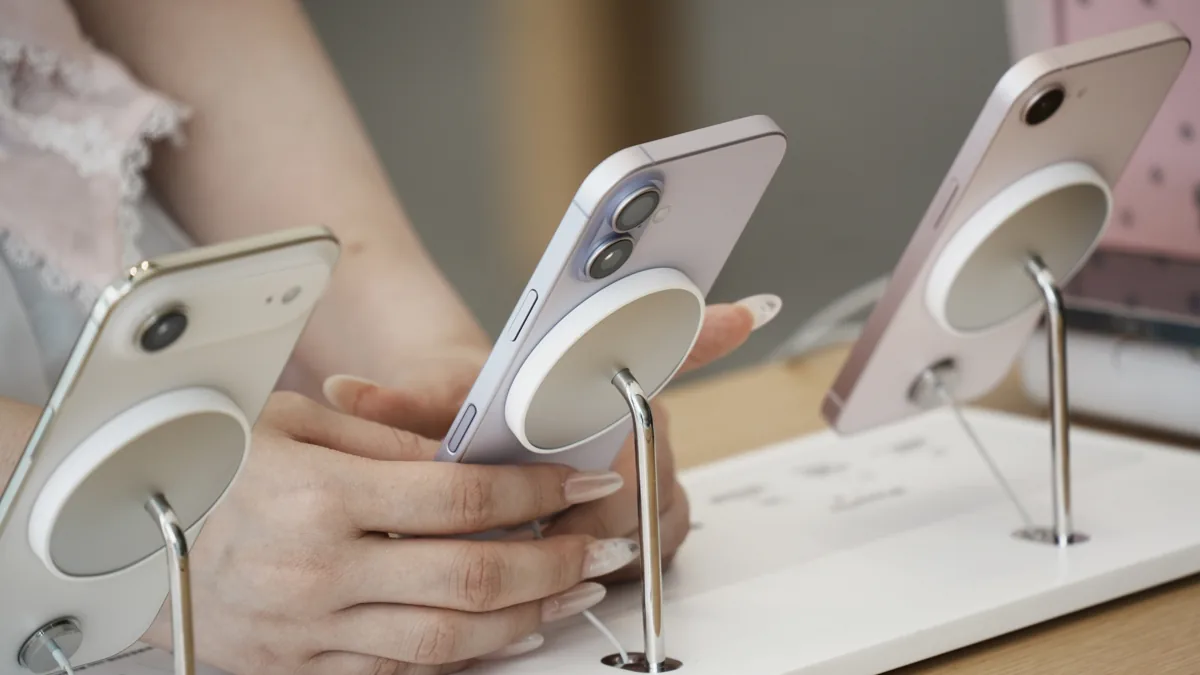 Apple’s Rare Mid-Cycle Price Hikes: Who Pays More and Who Doesn’t