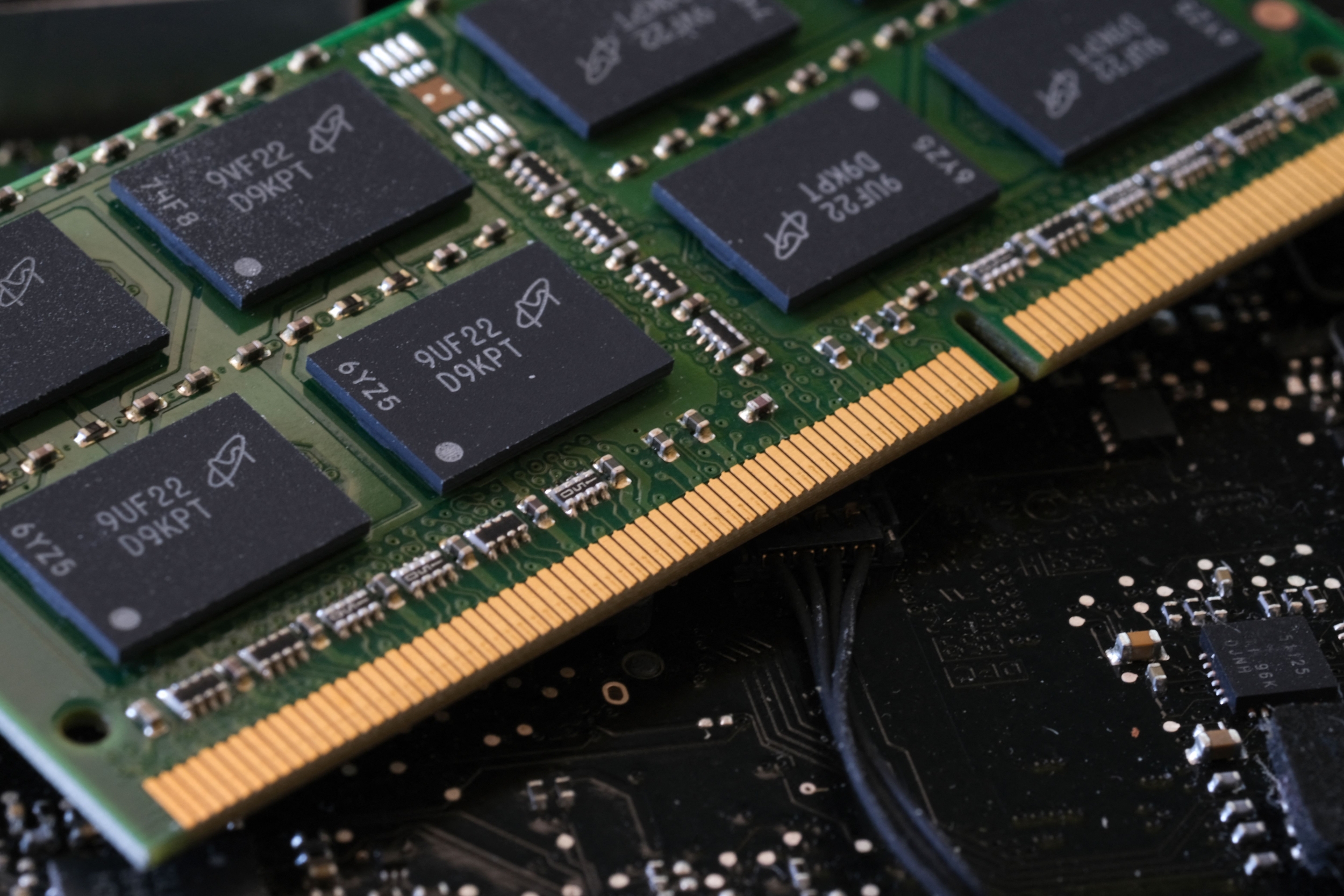 Why Laptop Prices Keep Climbing: The Memory Squeeze Behind PC Costs