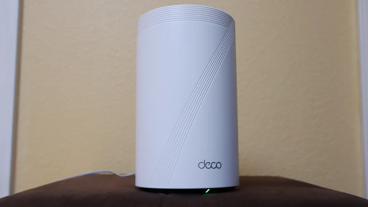 Wi-Fi 7 Mesh Deals: TP-Link Deco 7 Pro vs Netgear Orbi 970