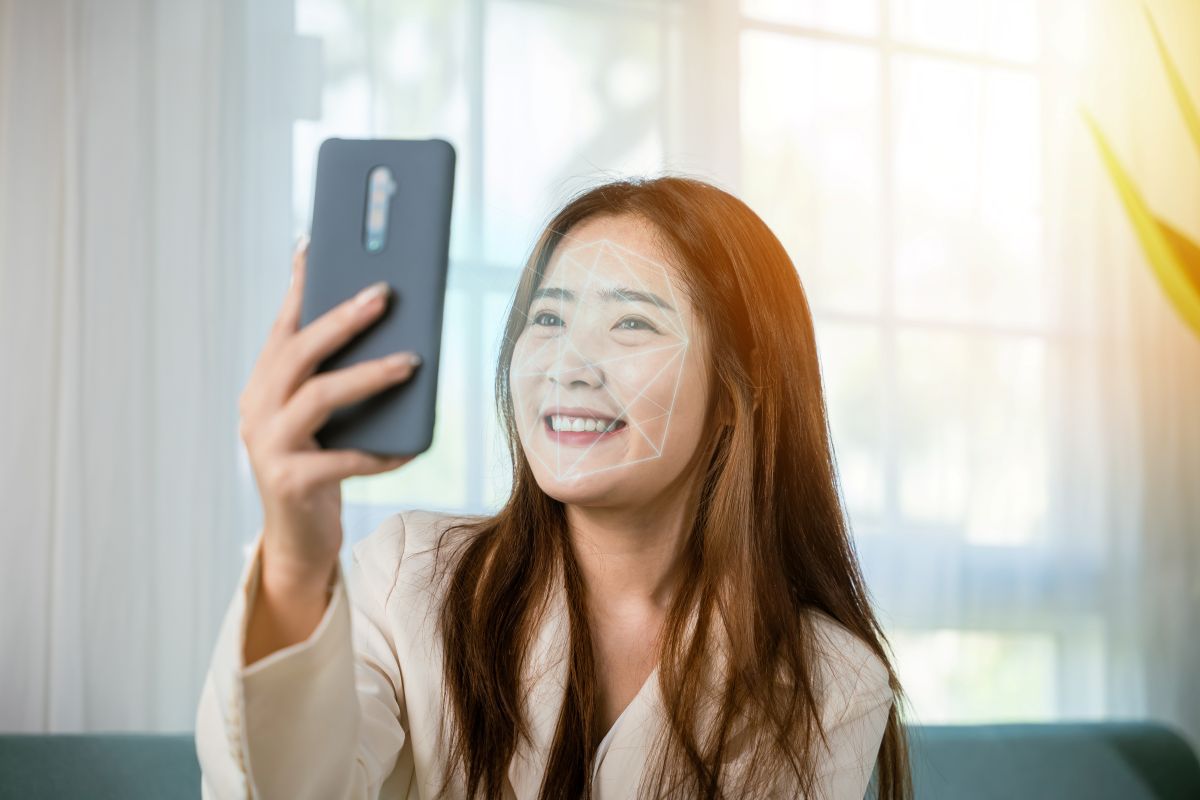 Beauty Brands’ AI Try-On Tools Are a Privacy Minefield
