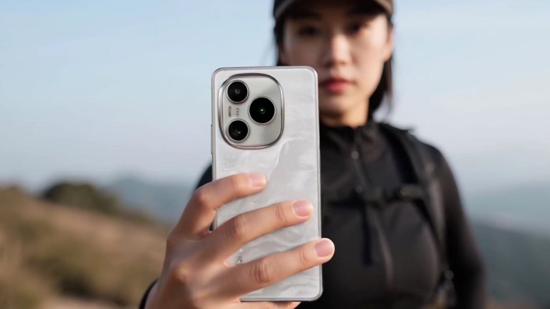 Honor’s 14,000mAh Battery Phone: Power at the Cost of Pocket Sense