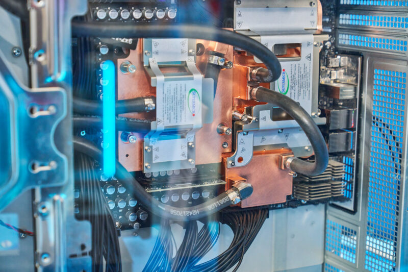 HP Z8 Fury G6i vs Supermicro GB300: Best AI Workstation for Your Studio