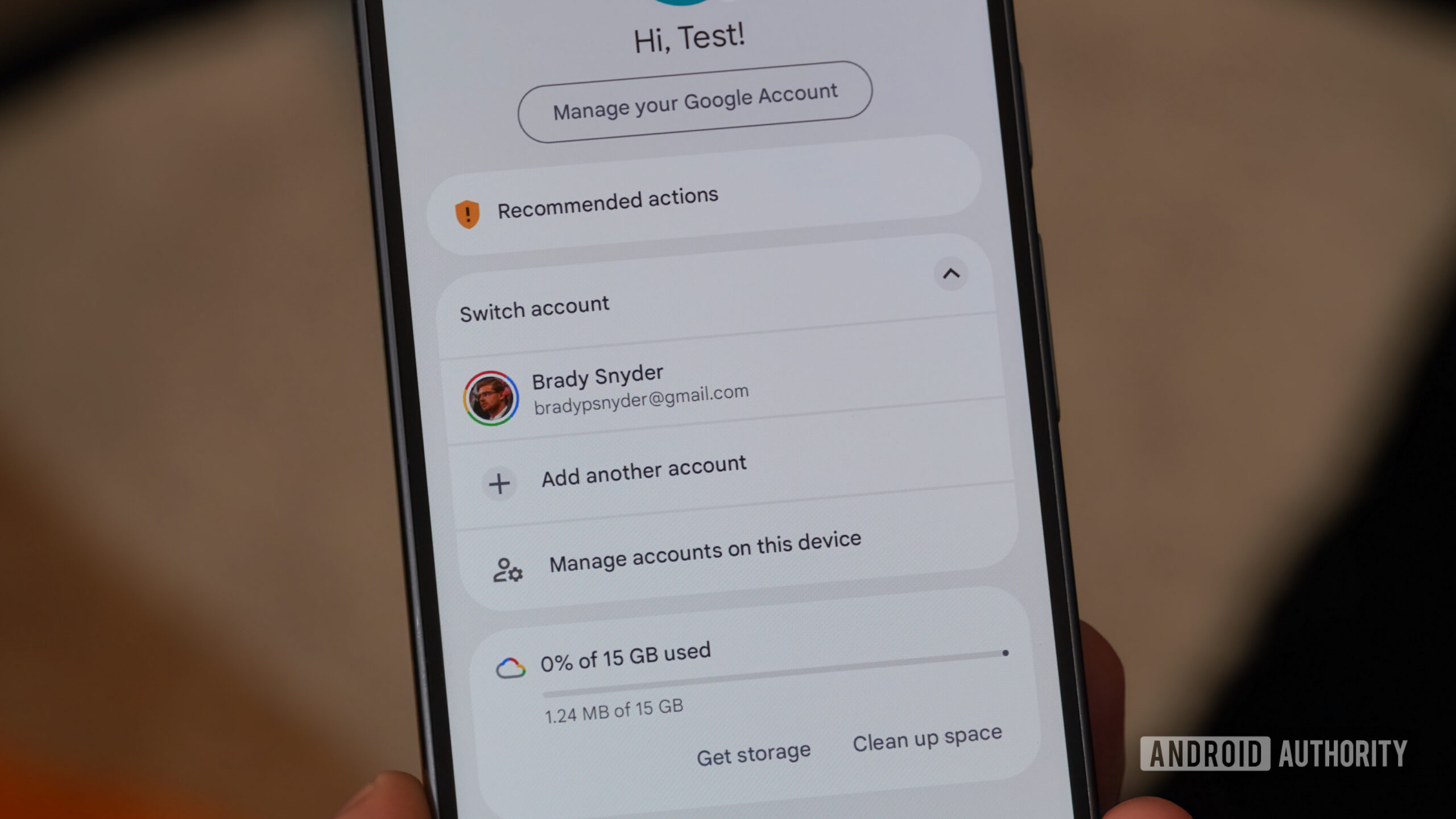 Stop Juggling Google Accounts on Android: The Gesture That Changes Everything