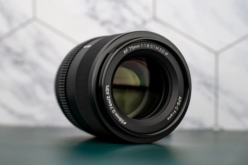 Viltrox 75mm vs 90mm: Which APS-C Telephoto Prime Is Better?