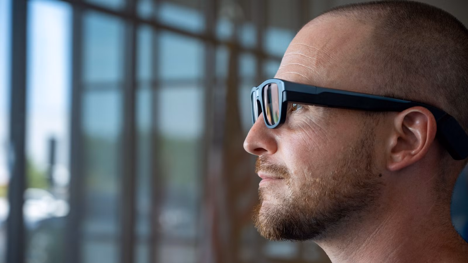 How a $100 Display Component Could Finally Make AR Smartglasses Mainstream