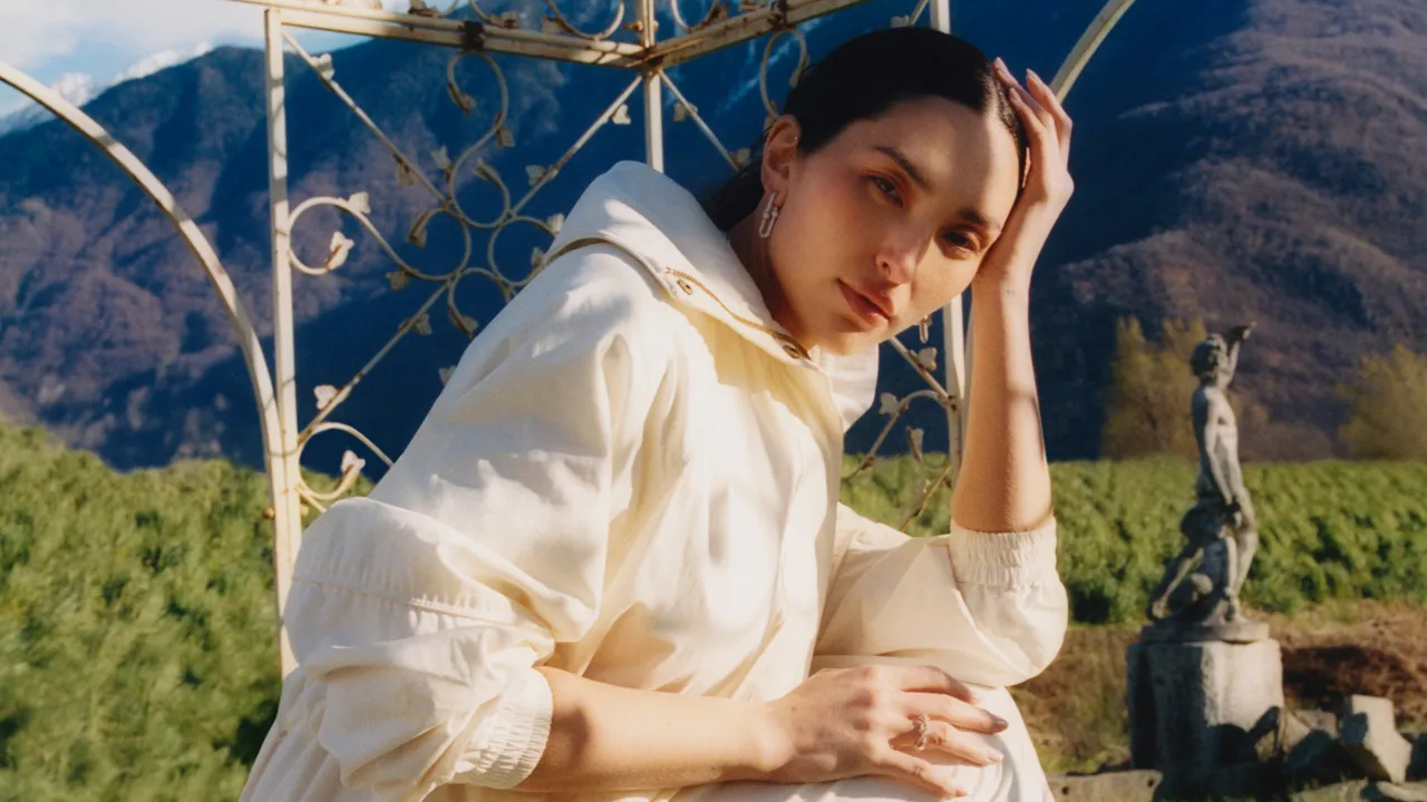 Why Japanese Soft Peel Exfoliation Is Replacing Harsh Scrubs