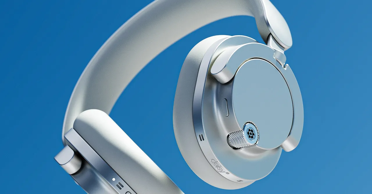 Audiophile Earbuds Under 200: Noble Osprey vs Feature-First Rivals