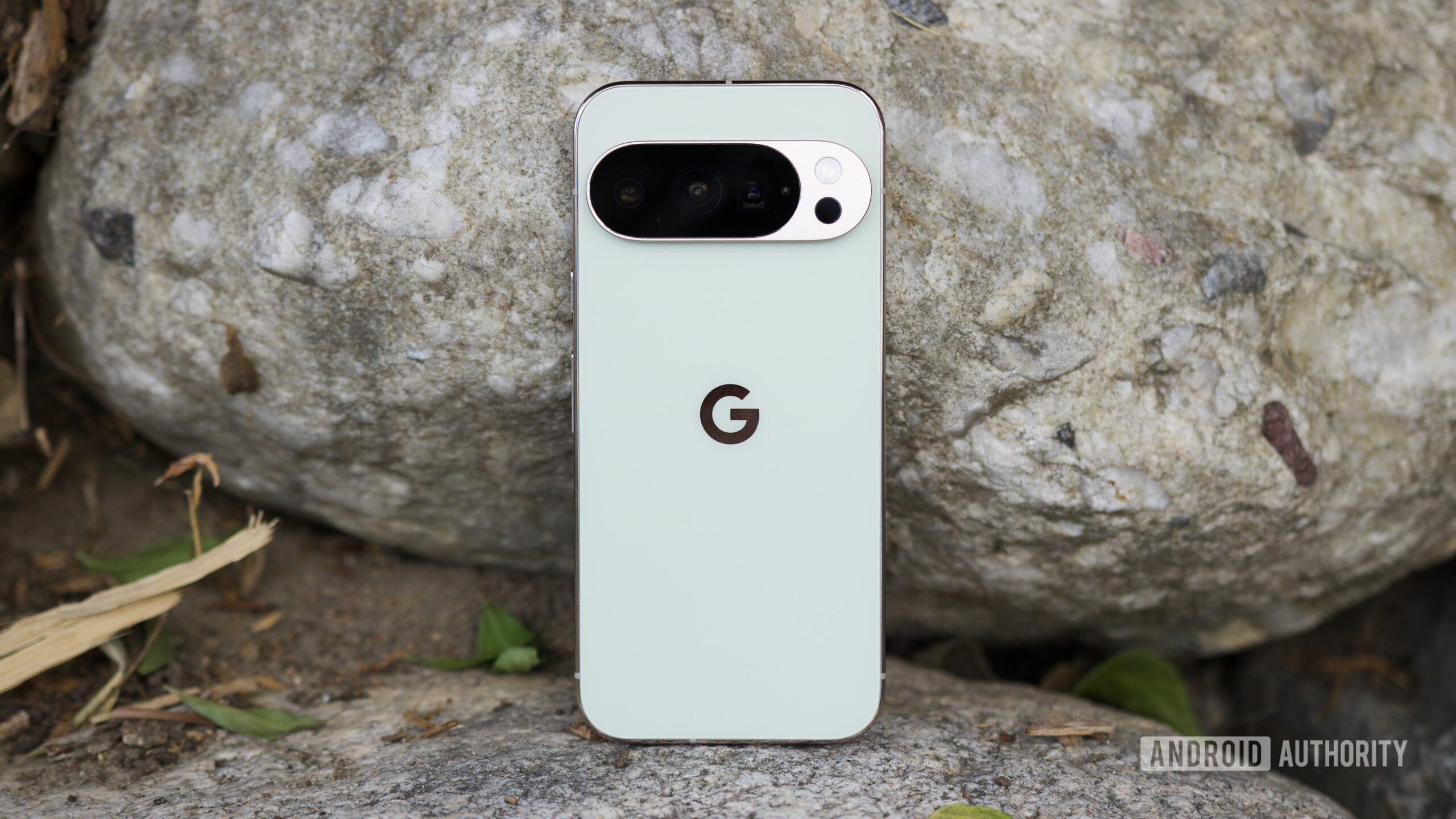 Pixel Phone Reliability Crisis Is Driving Users Away