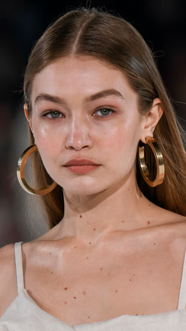How Celebrities Are Making Barely-There Beauty the New Glam