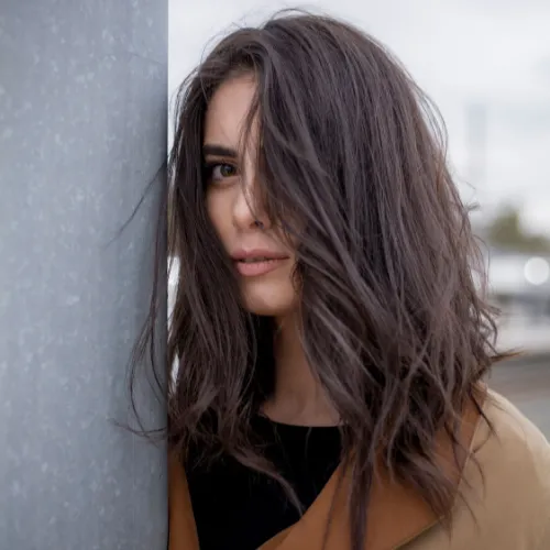 The Complete Guide to Protecting Hair From Chlorine, Sun, and Summer Humidity Damage