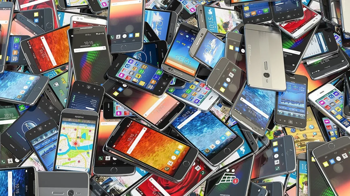 Turn Your Old Android Phone Into a Dashcam in 5 Minutes
