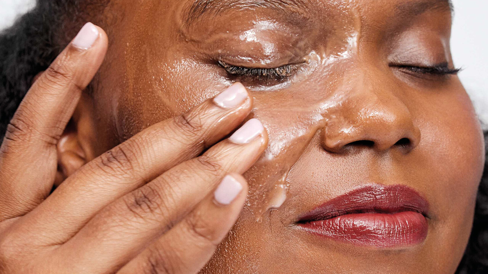 Water-Only Cleansing vs Cleansing Balms for Sensitive Skin