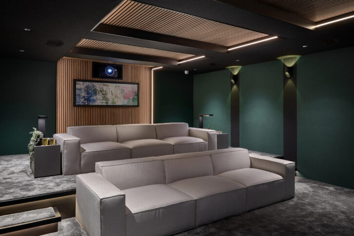 Ribbon Tweeters and Modular Arrays Redefine Luxury Outdoor Audio