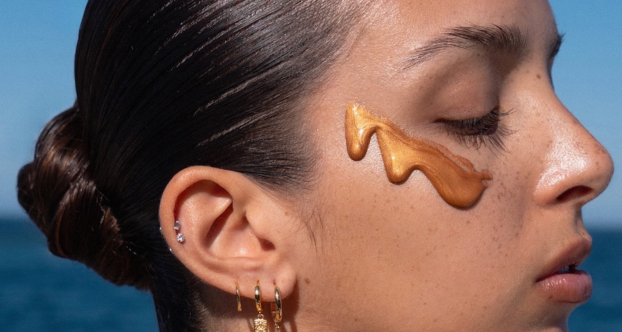 Bronzing Drops and Gradual Tanners: A Makeup Artist’s Guide to Sun‑Kissed Skin