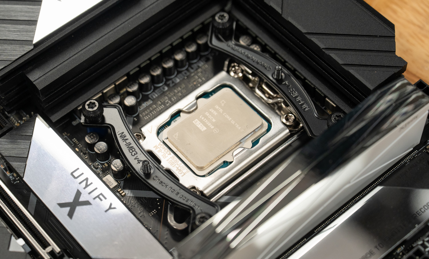 Intel Core Ultra 9 285K Hits $499.99: Is the 17% Discount Worth It?