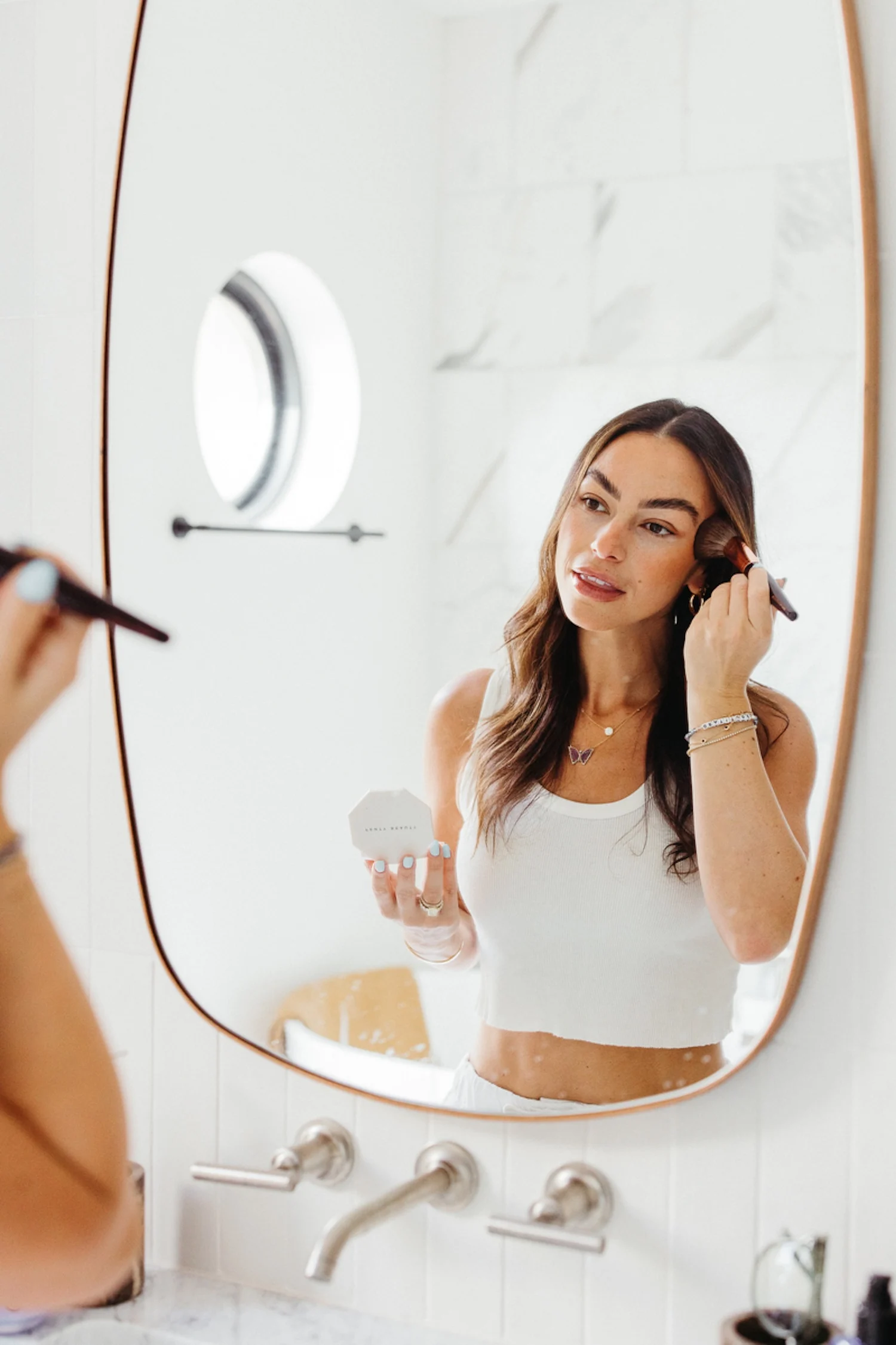 Face Mapping for Perfect Brows: The Expert Trick That Changes How You Tweeze