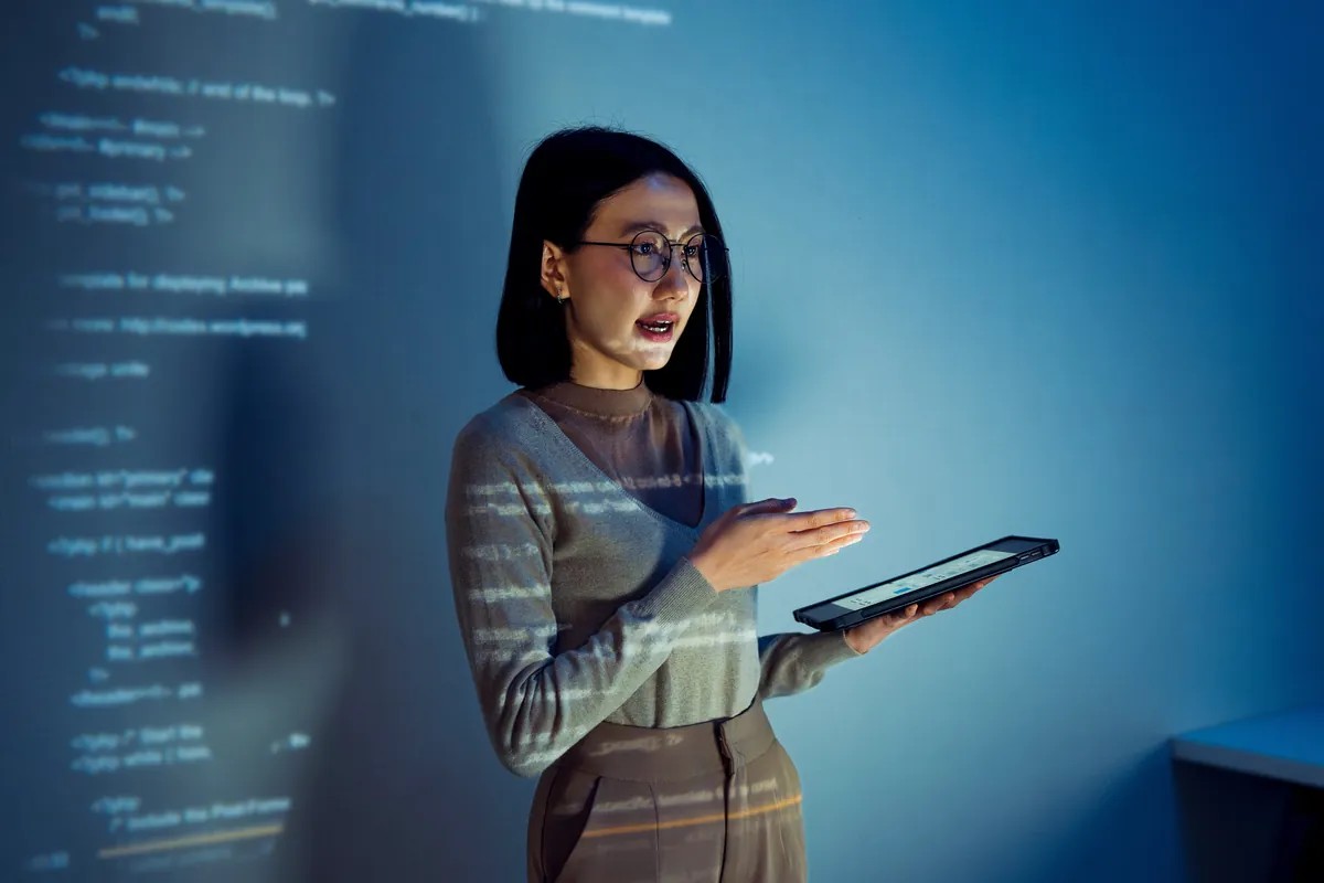 How AI Beauty Analytics Platforms Are Redefining Consumer Personas