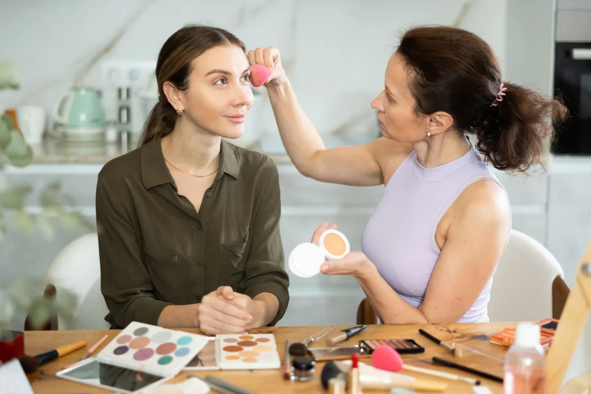 How AI Beauty Analytics Platforms Are Redefining Consumer Personas