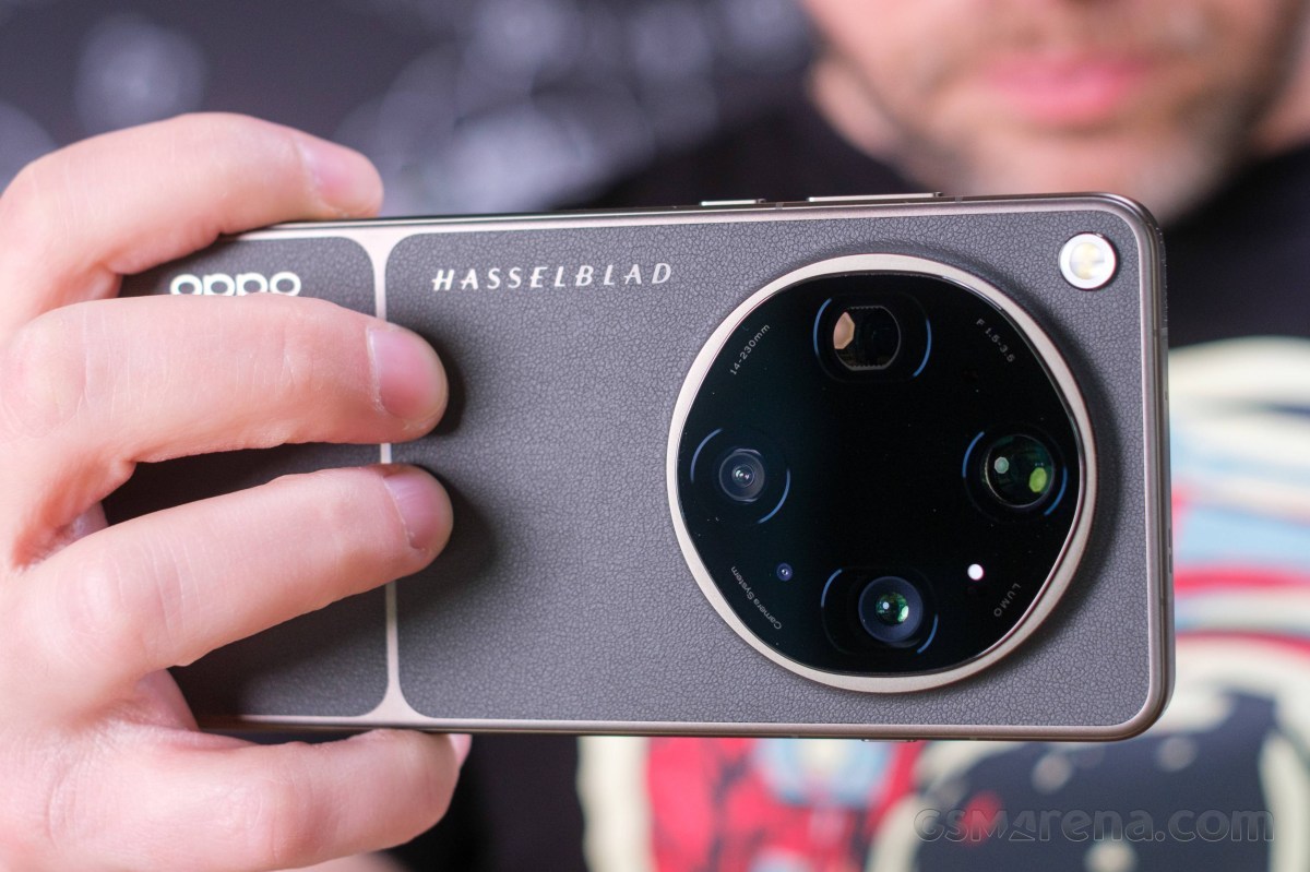 Oppo Find X10 Ultra’s Dual Periscope Zoom Is a Statement, Not a Spec