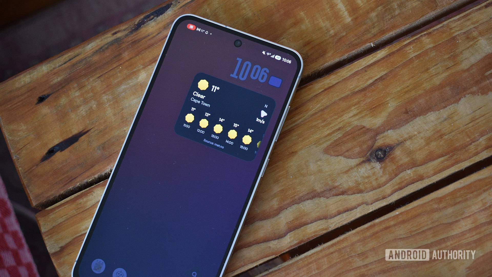 Why Android Launcher Developers Are Walking Away From Google Play