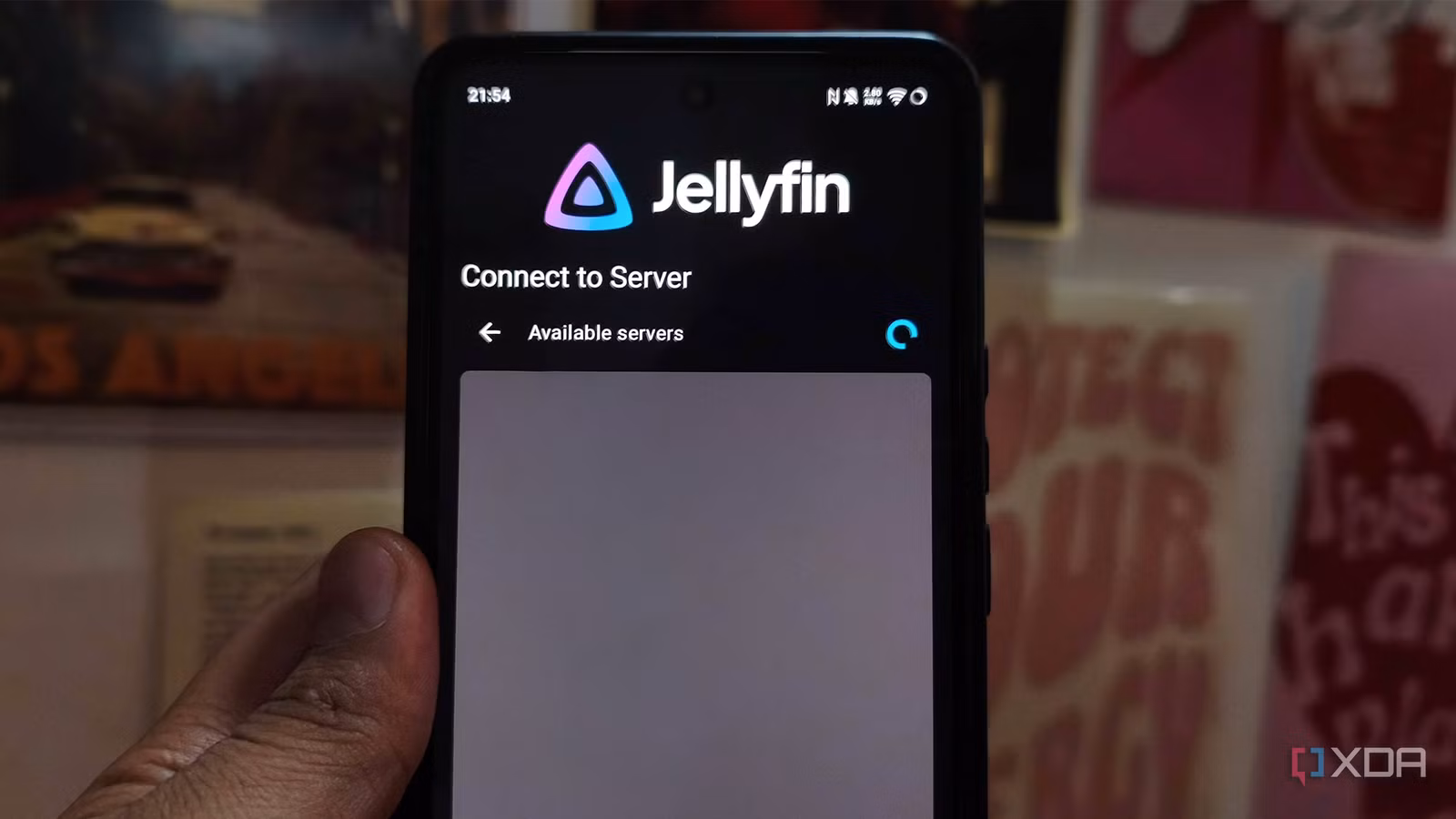Turn Your Old Smartphone Into a Smart Home Hub That Works