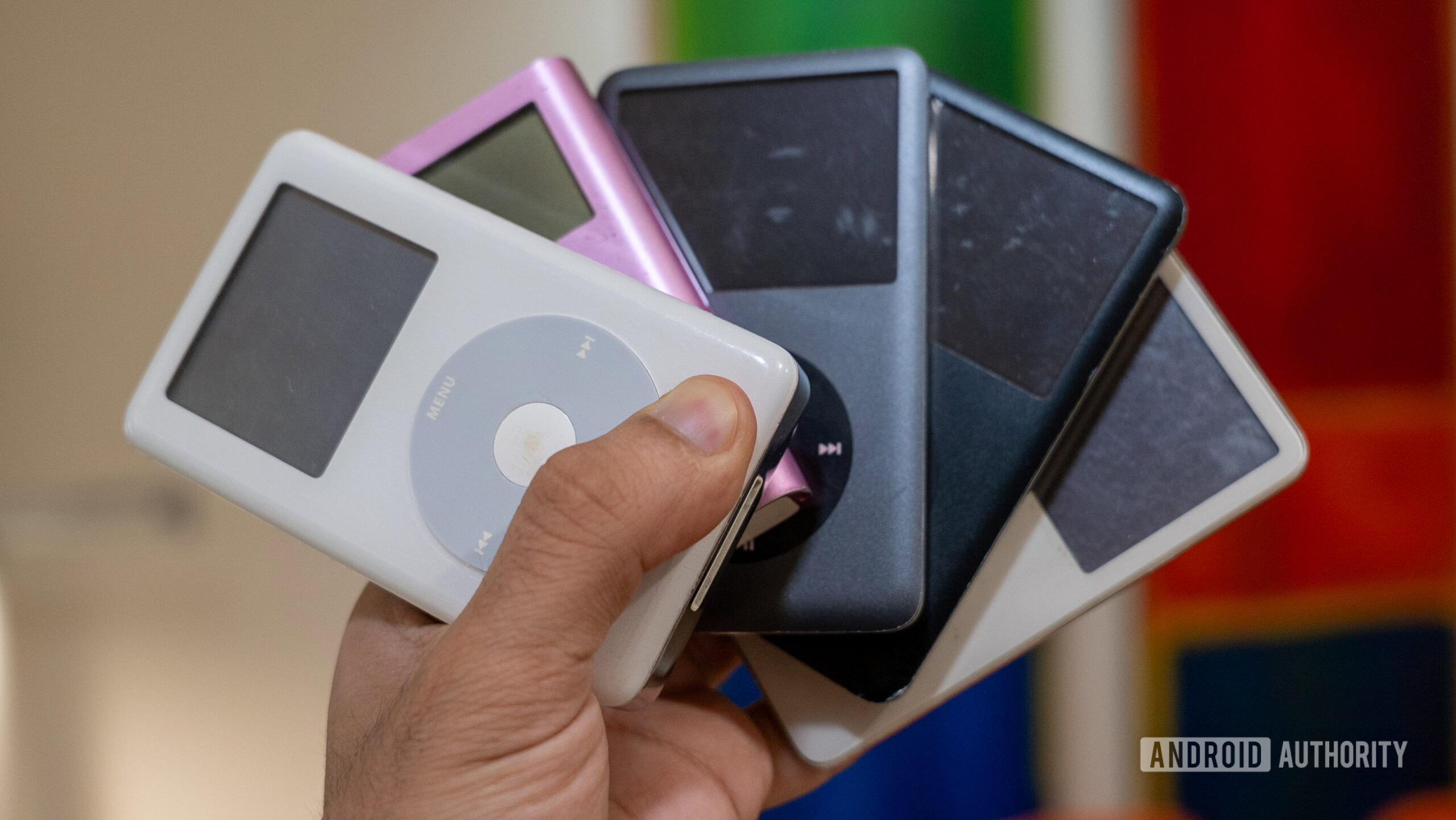 Turn an Old Android Phone Into a Powerful Retro Device