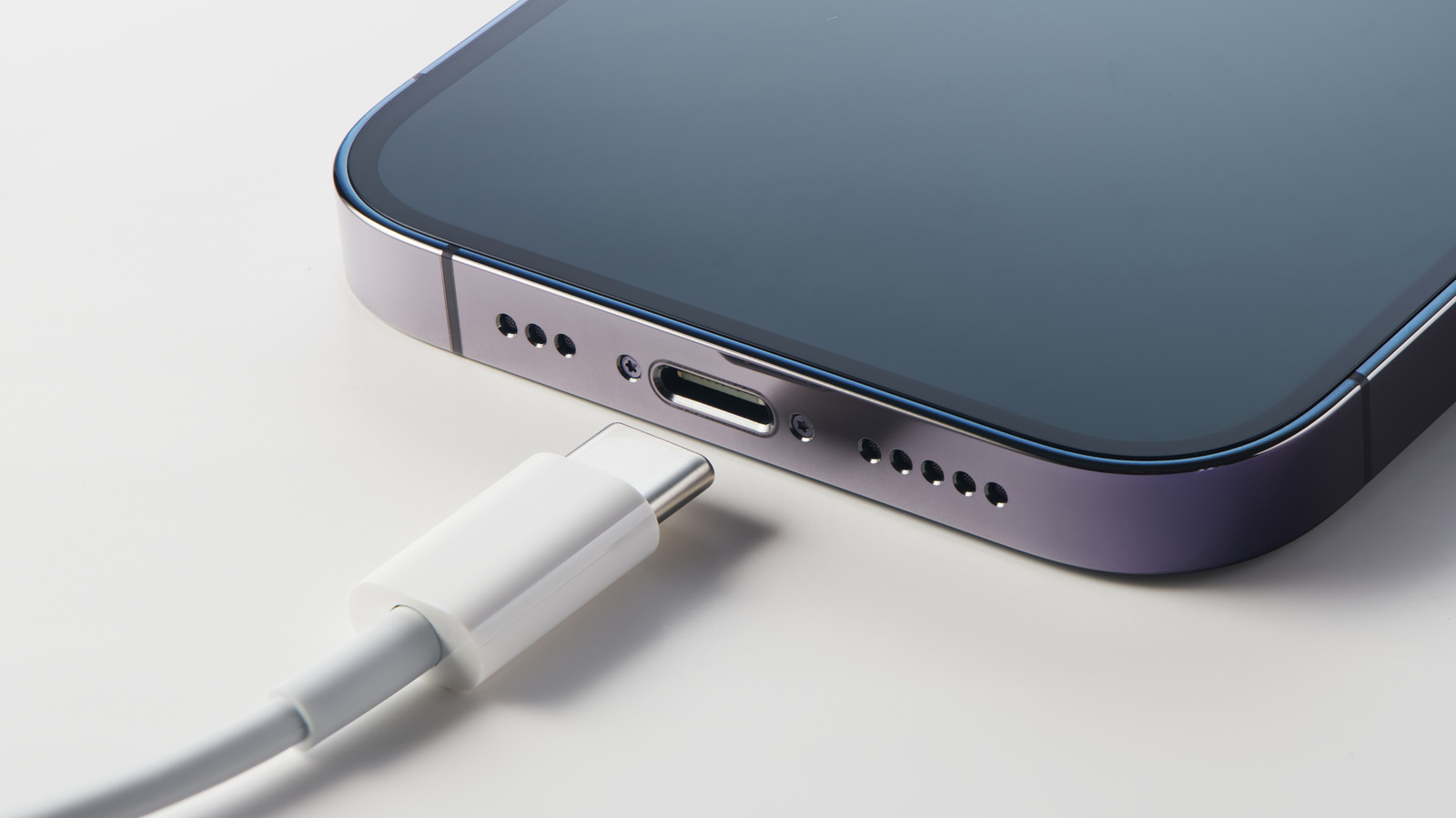 Are You Charging Your iPhone and iPad Wrong?