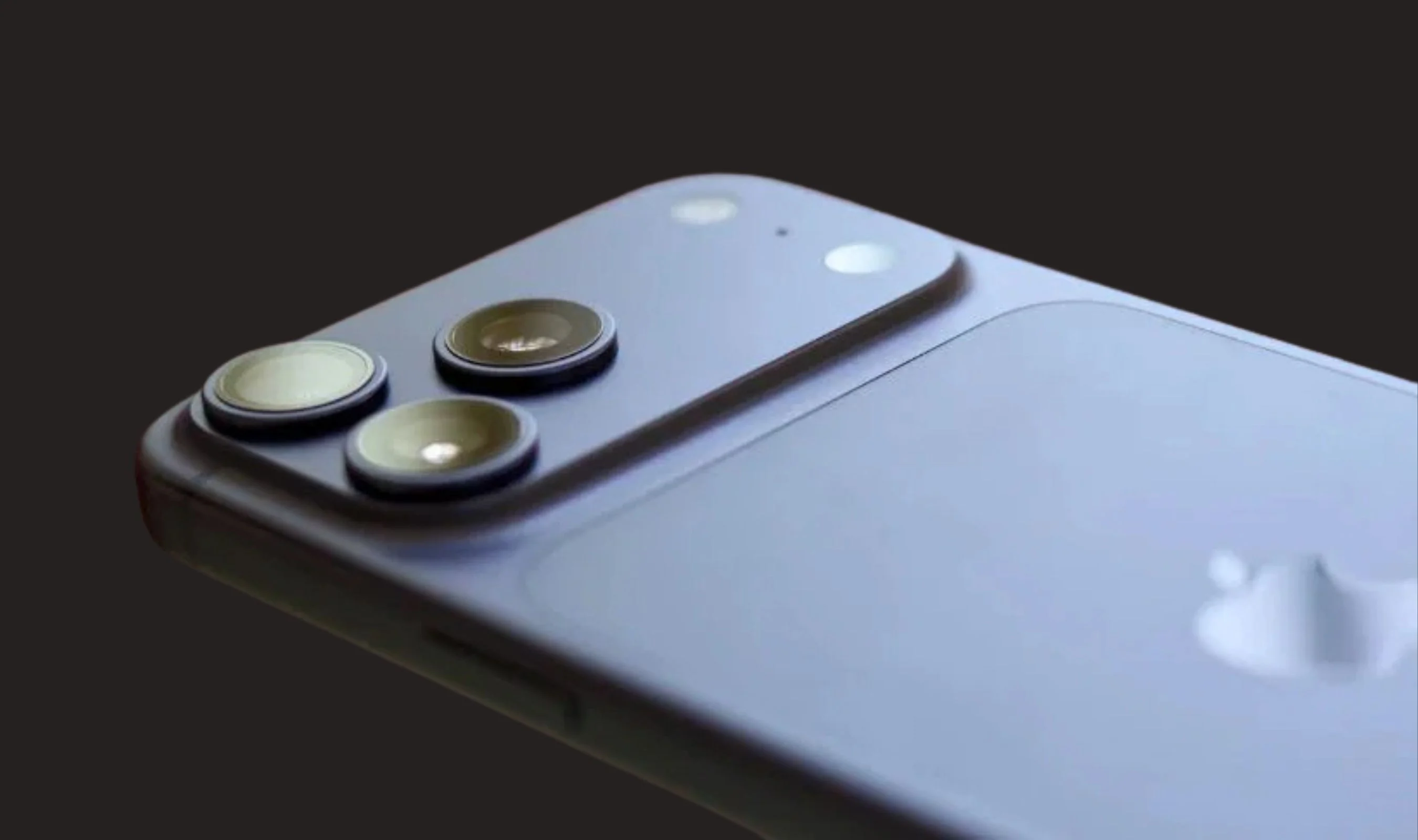 iPhone 18 Pro Max Battery Jumps to 5,567mAh