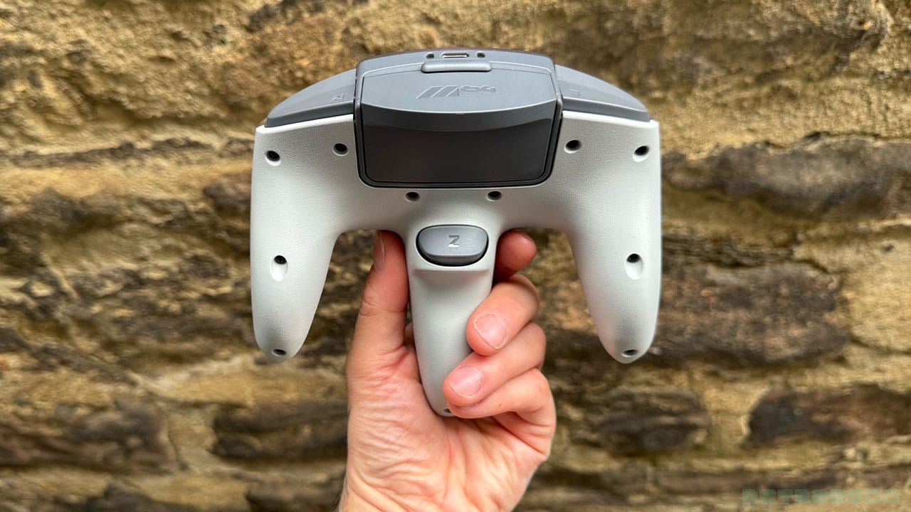 GameSir G7 Pro 8K vs M64 Controller: Style or Retro Precision?
