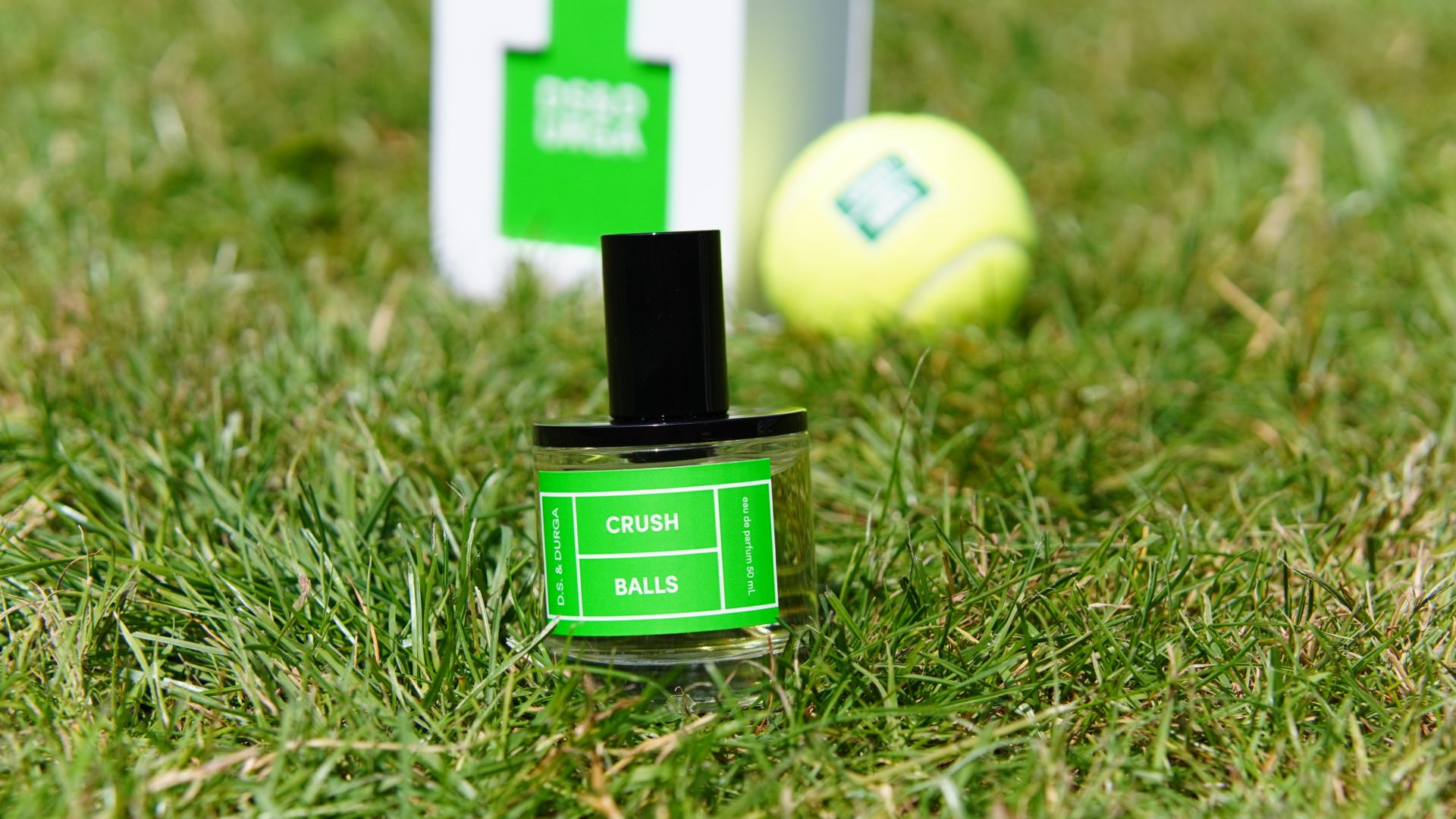 Banana, Sesame and Metal: The New Rules of Summer Fragrance