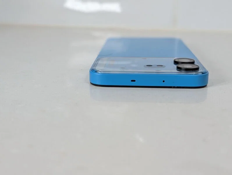 Nothing Phone (4b) Review: Flagship Feel on a Budget