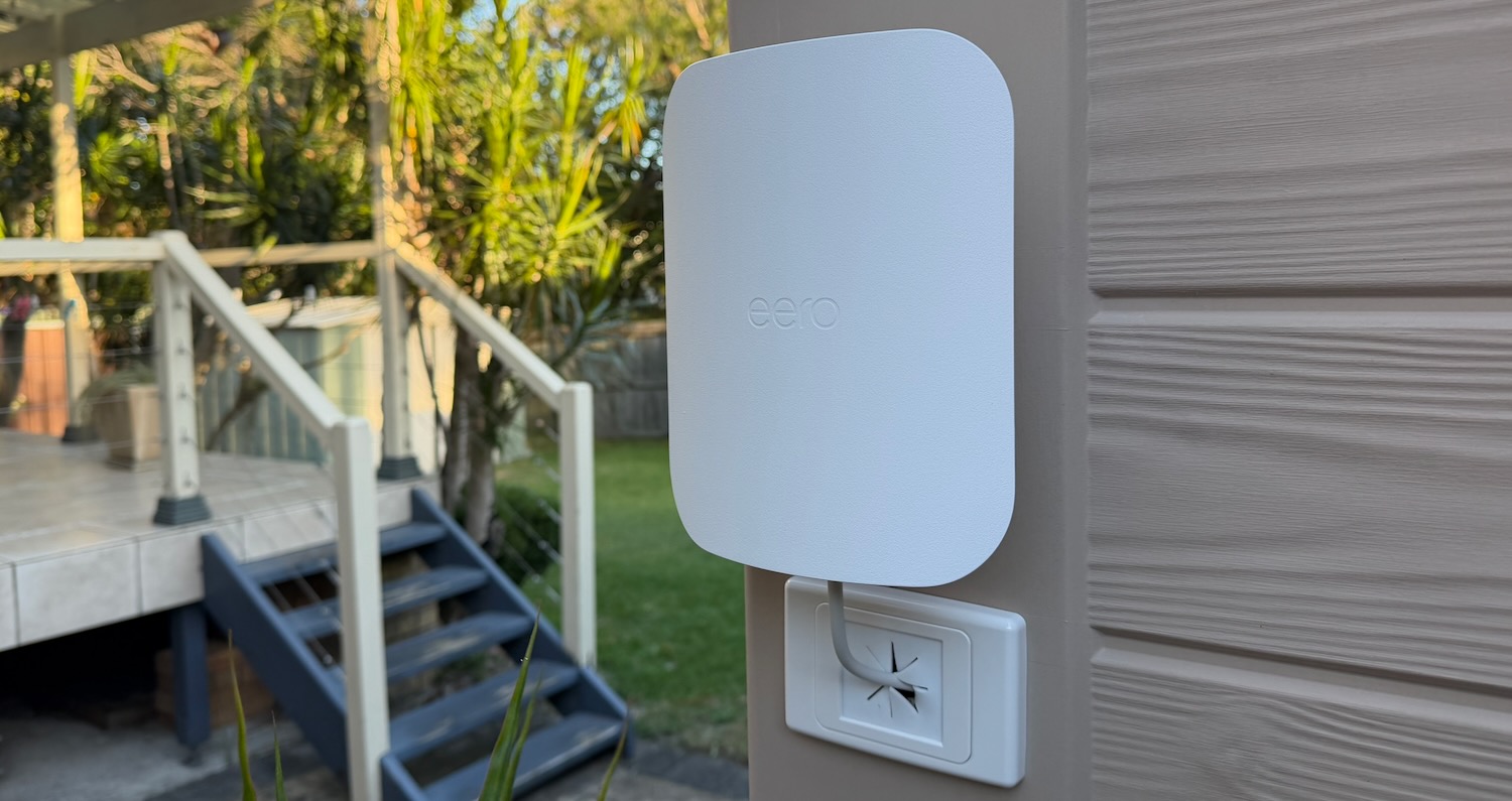 Outdoor Mesh Wi‑Fi: ASUS ZenWiFi BD4 vs eero Outdoor 7