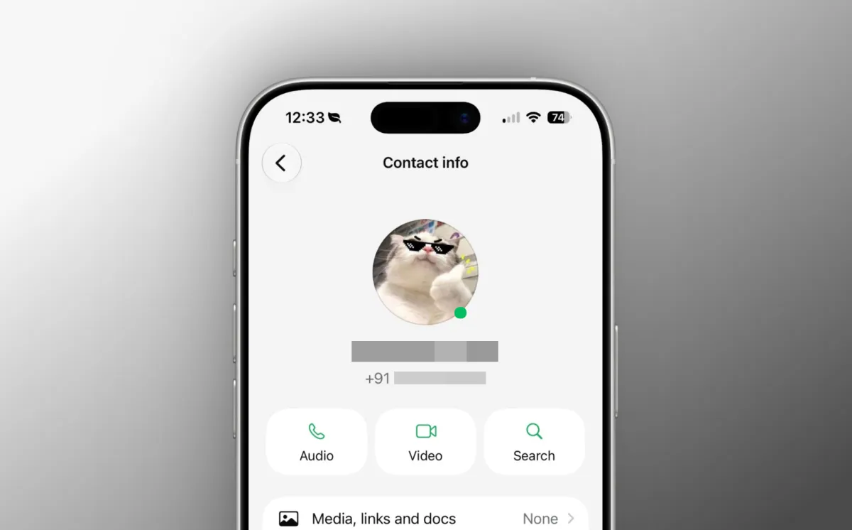 WhatsApp’s Green Dot: Convenience at a Cost to Privacy?