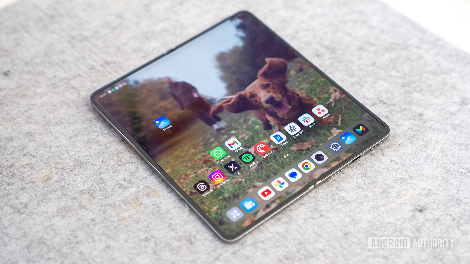 Honor’s Wide Foldable Takes Direct Aim at Samsung’s Z Fold