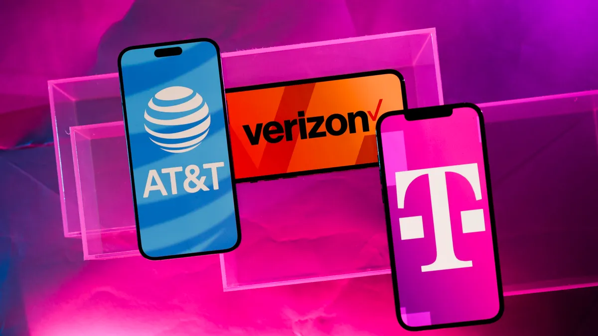 Unlocked Phones vs Carrier Plans: Go Flagship, Stay Free