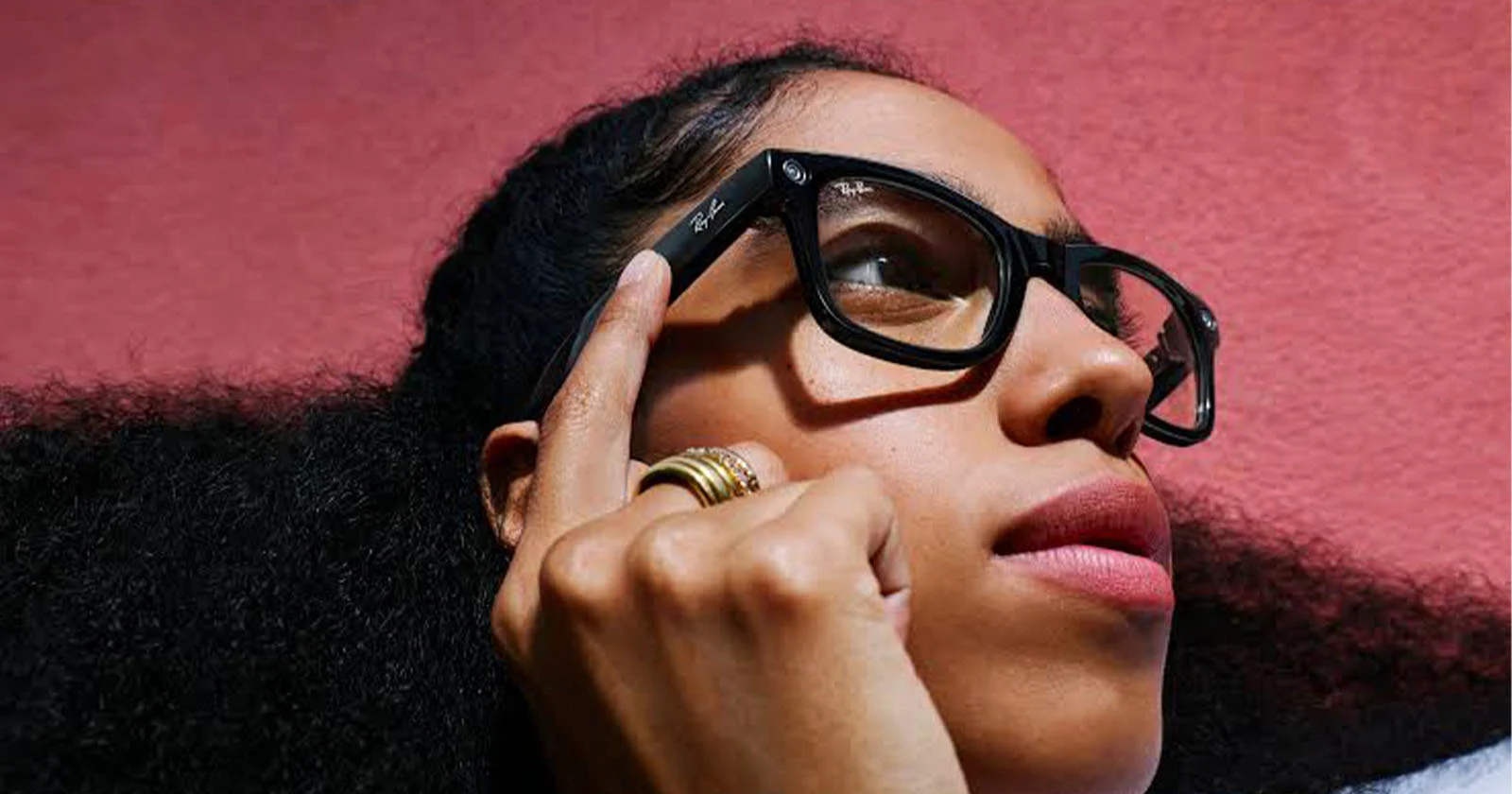 How Hardware Locks on Smart Glasses Are Rewriting Privacy Rules
