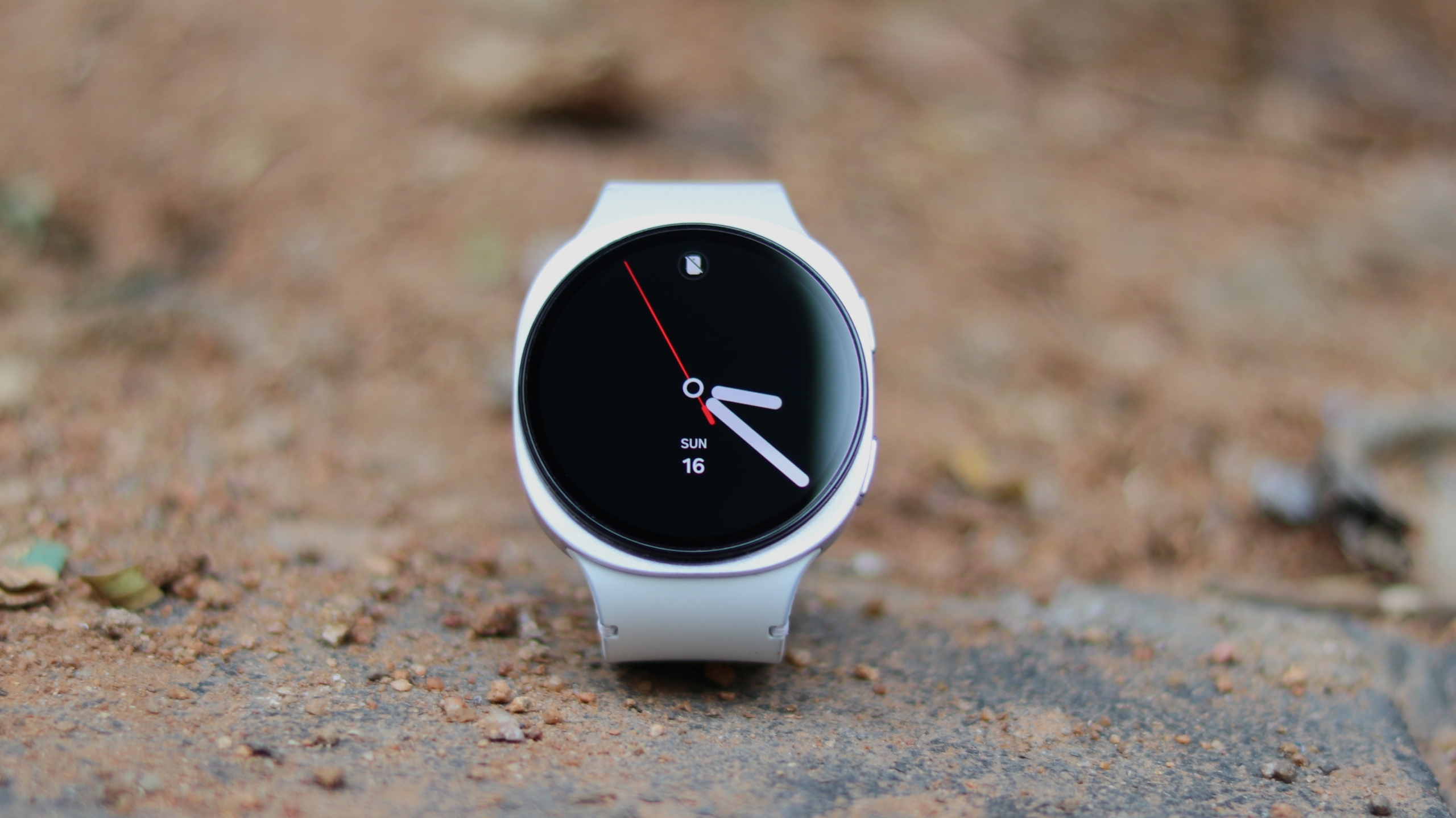 Galaxy Watch Ultra 2 and the Real Meaning of Snapdragon Wear Elite