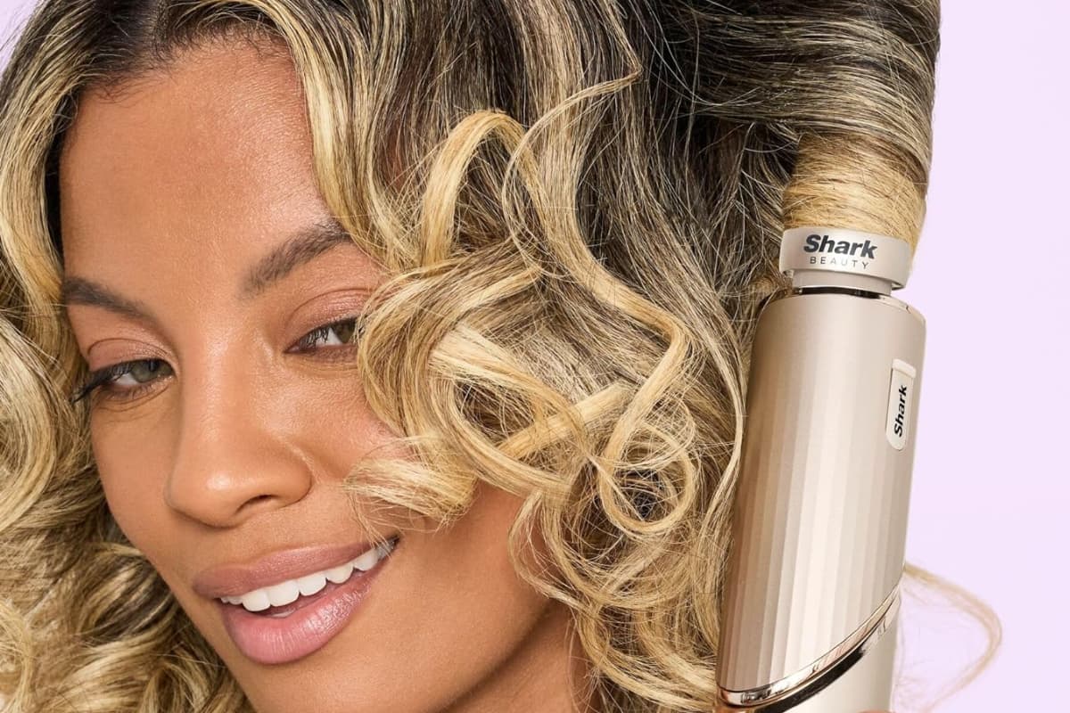 Diffuser Hair Dryer Deals: Curlsmith vs Shark FlexStyle