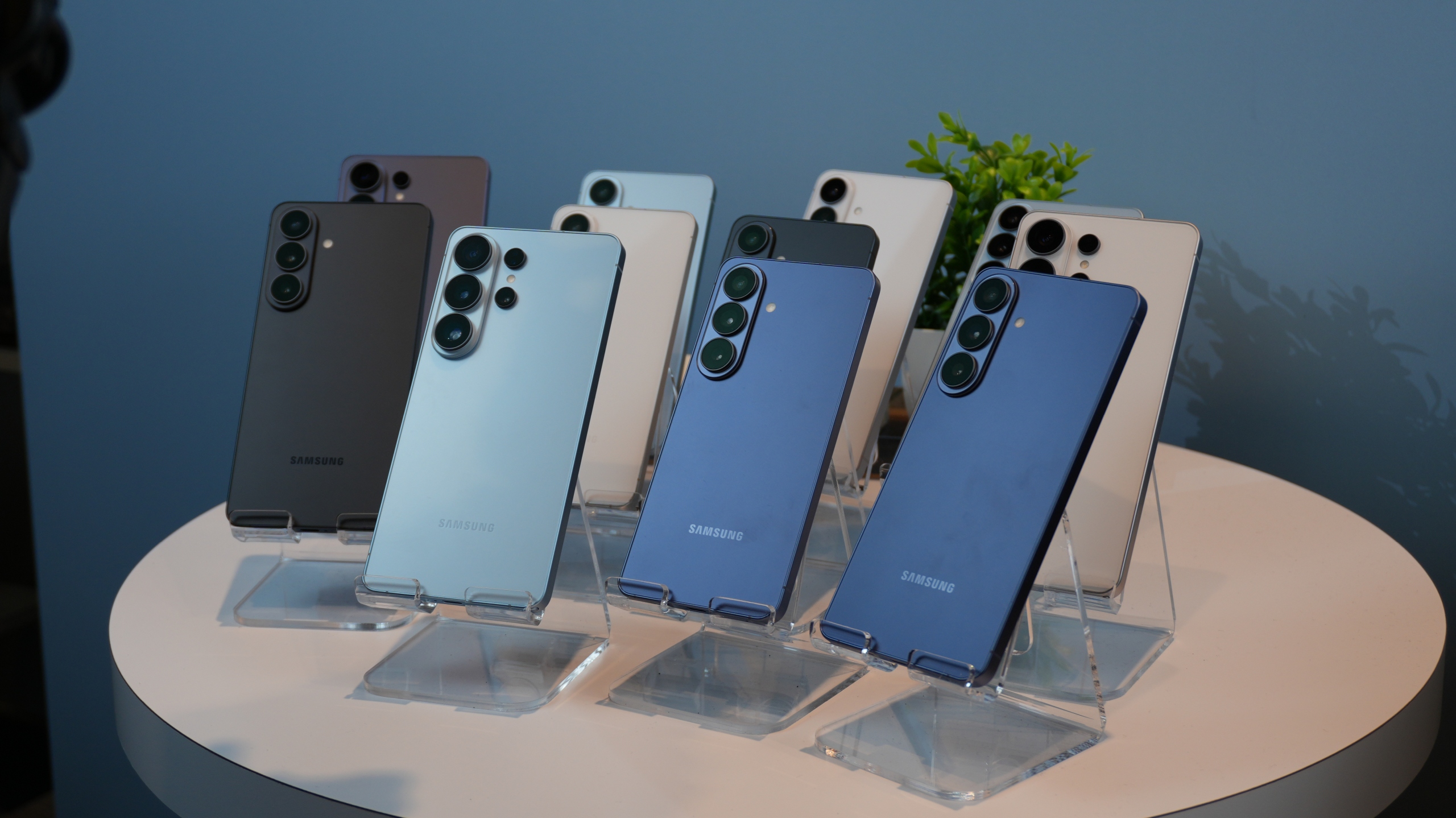 Galaxy S26 Hits 3 Million Fast: What Surging Flagship Demand Signals