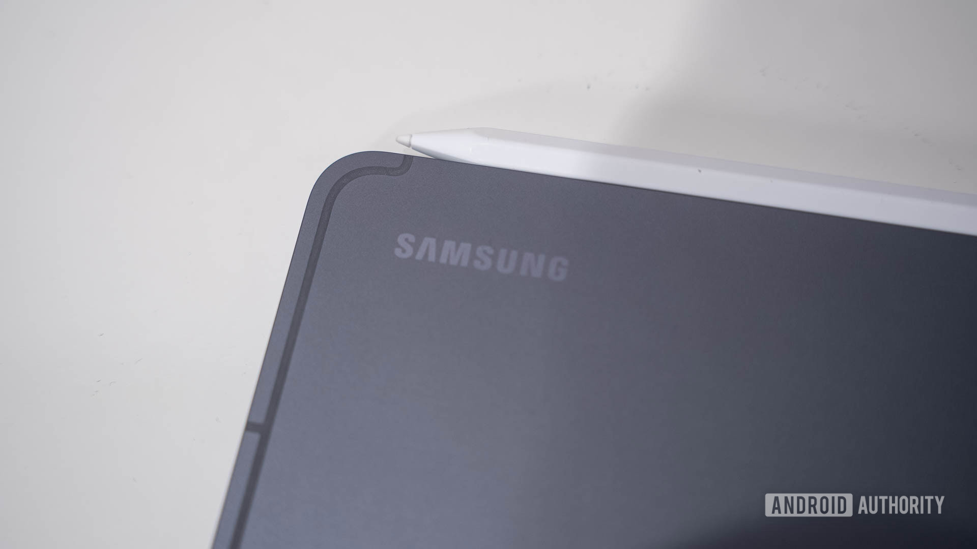 Galaxy Tab S12+ Design Leak: Bezel Camera, Ultra Gets the Glamour
